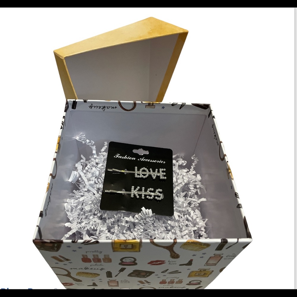 Mystery Box - Picture 6 of 10